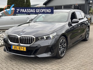 BMW 5-serie Touring 540D X-Drive 2024 M-Sportpakket Btw Pano B&W