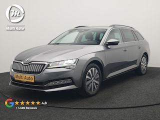 Skoda Superb Combi 1.4 TSI iV Business Edition PHEV 218pk Dealer O.H. | Trekhaak Af Fabriek | Adaptive Cruise | Sportstoelen Verwarmd | Apple Carplay | Crystal LED | Navigatie | Virtual | DAB |