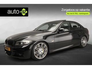 BMW 330i | Individual Edition | M-Sportpakket | Performance remsysteem | Schuifdak | 19" Individual velgen