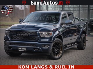 Dodge Ram SPORT | 5.7 V8 4x4 HEMI | PANORAMA DAK | GROOTSCHEM 12 INCH | LPG | Patriot Blue CREW CAB | DUBBELE CABINE | 5 PERSOONS | DC | VOORRAAD NR 2560 - 3327