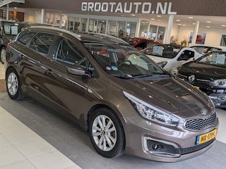 Kia Ceed cee'd Sportswagon 1.6 GDI ComfortPlusLine Navigator Airco, Cruise Control, Trekhaak, Stuurbekrachtiging