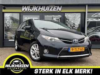 Toyota Auris Touring Sports 1.8 Hybrid Lease+ met Panorama dak !!! Climate !!! Navigatie !!!
