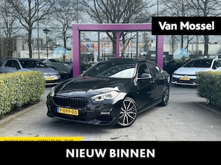 BMW 220i Business Edition Plus | WORDT VERWACHT |
