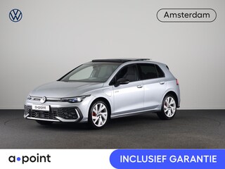 Volkswagen Golf 1.5 eHybrid GTE 272 pk Automaat (DSG) | Verlengde garantie | Navigatie | Panoramadak | Trekhaak (wegklapbaar) | Parkeersensoren (Park assist) | Achteruitrijcamera | Stoelverwarming |