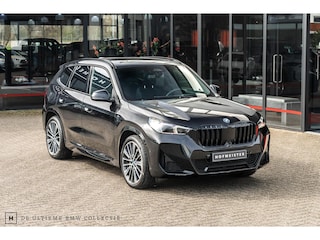 BMW X1 xDrive 30e M-Sport | 20 inch | Pano | Head-up