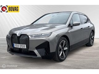 BMW iX xDrive40 Sport Edition 77 kWh, Laser, pano, trekhaak