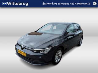 Volkswagen Golf 1.0 TSI Life Multimedia Trekhaak / Digital cockpit / PDC / App-connect / Apple carplay / LED verlichting / Navigatie