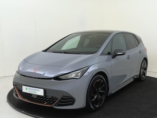 Cupra Born Business 62 kWh | Panoramadak | Parkeerassistent | Navigatie | Adaptieve cruise control | Achteruitrijcamera | Stoel- en stuurwielverwarming | Voorklimatisering | Sfeerverlichting |