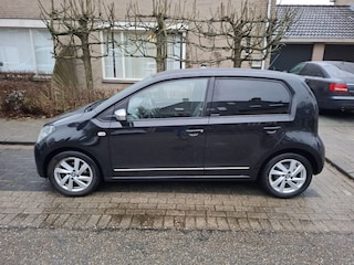 Seat Mii 1.0 60 pk by Mango | Parkeer sensoren ? Cruise control | Airco | LMV |