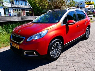 Peugeot 2008 1.2i Automaat Airco Cruise Trekhaak Navi 101.000km. Panorama