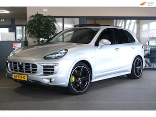 Porsche Cayenne 3.0 S E-Hybrid 416PK Pano Lucht Trek Leder 360 Keyless