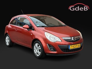 Opel Corsa 1.2-16V DESIGN ED