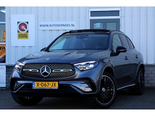 Mercedes-Benz GLC 300e 4MATIC AMG Line*Perfect MB Onderh.*Pano/Digital Light/Luchtvering/Night Pakket/Elek. Trekhaak/360 Camera/ACC met act. Stuurass./Stoelverw./Stuurverw./Treeplanken/20 inch LM*