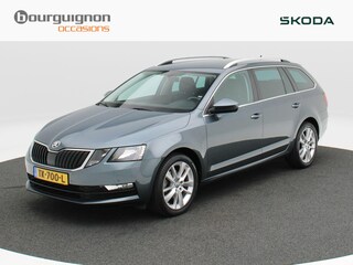 Skoda Octavia Combi 1.5 TSi 150 Pk Automaat Style Business | Stoelverwarming | Trekhaak | Parkeersensoren | Climatronic | Cruise Control | Navigatie | 17 Inch