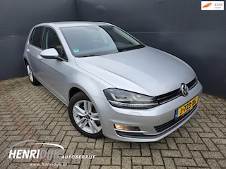 Volkswagen Golf 1.2 TSI Comfortline Camera / Xenon / Stoelverw / Clima / PDC / LMV