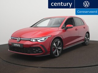 Volkswagen Golf 1.4 eHybrid GTE Automaat - Navigatie - LED - Stoelverwarming - ACC -  Sfeerverlichting - PDC