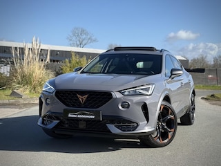 Cupra Formentor 1.4 e-Hybrid VZ Copper Edition Panaramadak|Camera|Bucket Seats|Supersport stuurwiel|Stoelverw.|Dodehoek assist|Keyless