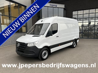 Mercedes-Benz Sprinter 317 CDI L2 H2 MBUX 10.25 / Navigatie / Camera / Parkeersensoren / Cruise control / Airco