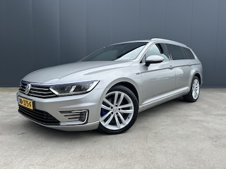 Volkswagen Passat Variant 1.4 TSI GTE Highline 1e EIGENAAR PANO DAK CAMERA ADAPT CRUISE LEER LED NAVI ECC TREKHAAK