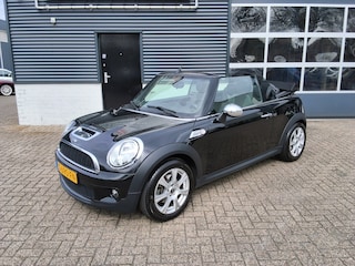 Mini Cooper Cabrio 1.6 Cabrio zeer netjes