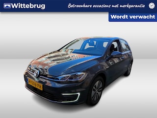 Volkswagen Golf E-DITION / 91% SOH/ PARK. SENSOREN/ ADAPT. CRUISE/ LED/ NAVI/ 16" LMV