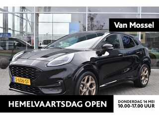 Ford Puma 1.0 EcoBoost Hybrid ST-Line X Gold Edition | Unieke Auto | 155 PK | Afneembare Trekhaak | Climate Control | Adaptieve Cruise Control | Winterpakket | Achteruirijcamera | Elektrisch Bedienbare Kofferklep | Bang & Olufsen Premium Geluidsysteem | Apple Carplay/Android Auto |