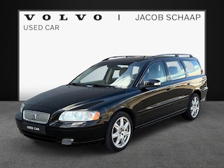 Volvo V70 2.0T Edition Sport / 17" Velgen / Trekhaak afneembaar / Xenon verlichting /