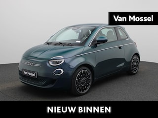 Fiat 500 e 42 kWh La Prima | Climate Control / ECC, | Licht metalen velgen 17 inch | Cruise control | |Navigatie | Lederen bekleding | Stoelverwarming | LED koplampen | Park Distance Control voor en achter | Achteruitrijcamera |