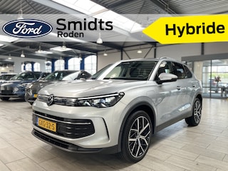 Volkswagen Tiguan 1.5 eHybrid 204 pk Life Edition | Trekhaak | 360° Camera | 20" | Adapt. cruise | El. a. klep | 1e eig. | 1800 kg trekgewicht