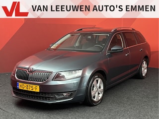 Skoda Octavia Combi 1.2 TSI Greentech Style | Xenon | Climate Control | Navigatie | APK 29-12-2026 |