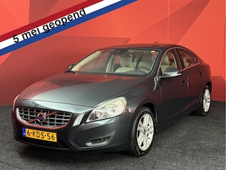 Volvo S60 2.0 D4 Momentum | Navi | Stoelverwarming | Cruise