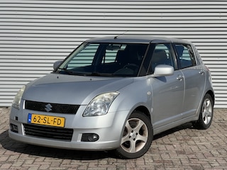 Suzuki Swift 1.3 Exclusive | Nieuw Binnen! | Airco | Radio CD | 5 Drs | APK 04-08-2026 |