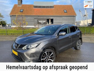 Nissan Qashqai 1.2 Premier Edition PANORAMADAK LEER 360"CAMERA NAVIGATIE