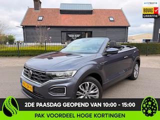 Volkswagen T-Roc 1.5 TSI 150PK 2X R-LINE AUTOMAAT APPLE CARPLAY VIRTUAL COCKPIT CAMERA 27000KM