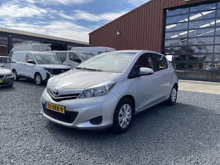 Toyota Yaris 1.0 12V VVT-I ASPIRATION TREKHAAK