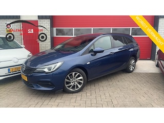 Opel Astra Sports Tourer 1.2 Elegance 131PK / TREKHAAK / BOSE / LEDER / FULL LED / STOELVERW / KEYLESS / CARPLAY / CAMERA / NL-AUTO