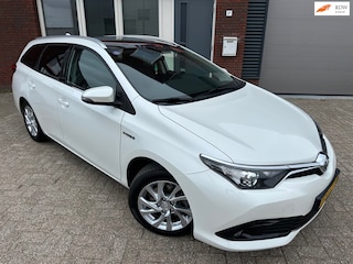Toyota Auris 1.8 Hybrid Lease Pro / Pano / Camera / Navi / Clima / Cruise
