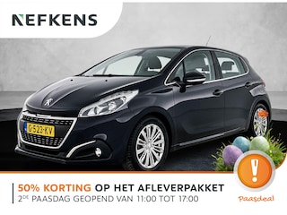 Peugeot 208 Allure 110pk | Navigatie | Climate Control | Cruise Control | Parkeersensoren | Armsteun | Apple Carplay / Android Auto | Bluetooth | Elektrisch inklapbare spiegels | Automatisch dimlicht | Regensensor | Dealeronderhouden | All seasonbanden | 16" lichtmetalen velgen |