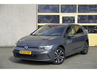 Volkswagen Golf 1.0 eTSI Automaat! 5drs Life Business BJ2021 Lmv 16" | Led V+A | Pdc | Achteruitrijcamera | App-Connect | Navi | Virtual cockpit | Dashboard verlichting | Climate control | Cruise control | Verwarmd stuur | Verwarmde voorstoelen | Extra getint glas
