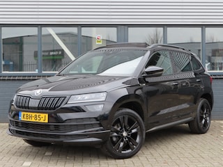 Skoda Karoq 1.5 TSI ACT Sportline Business DSG | pano dak | trekhaak wegklapbaar | canton soundsystem | verwarmbare voorruit |