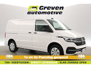 Volkswagen Transporter 2.0 TDI L1H1 150PK | DSG | Airco | Adap. Cruise | 3 Zits | Camera | Virtual | Trekhaak | Carplay | Navi