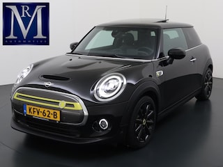 Mini Mini Electric Yours 33 kWh SOH 100% | VAN €20.900,- NU VOOR SLECHTS €18.877,- Uw LENTEVOORDEEL €2.023,-| SUPER COMPLEET UITGEVOERD| PANO | HARMAN KARDON | STOELVERWARMING| HEAD-UP DISPLAY| ACHTERUITRIJCAMERA|