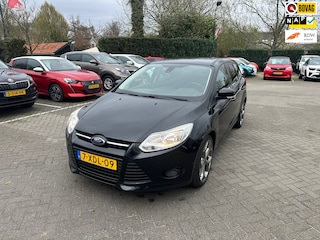 Ford Focus Wagon 1.0 EcoBoost Edition , navigatie , pdc