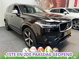 Volvo XC90 2.0 T8 Twin Engine AWD R-Design 7 Persoons LEDER NAVIGATIE LUCHTVERING ADAPTIVE CRUISE CONTROL HEAD-UP DISPLAY PANORAMA SCHUIF/KANTELDAK ACHTERUITRIJCAMERA ZEER MOOI !!