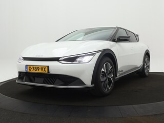 Kia EV6 Light 58 kWh - SOH 98,9% - Navigatie - Apple Carplay/Android Auto - Climate Control - Privacy Glass - Fabrieksgarantie tot 02-2031