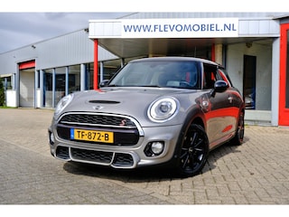Mini Mini/Cabrio/Clubman/Countryman S 2.0 192pk JCW Aut. Leder|HUD|Sportstoelen|Cam|LMV