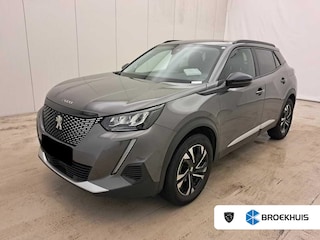 Peugeot 2008 1.2 PureTech Allure Pack Camera | 17" Lichtmetaal | Climate Control | DAB | Carplay | Digitaal Dashboard | | Achteruitrijcamera | Airco (automatisch) | Apple Carplay/Android Auto|telefoonintegratie premium