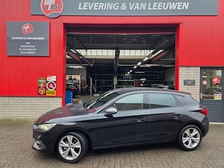 Seat Leon 1.5 eTSI FR Business Intense Automaat/ Stuur en stoel verwarming/ Navigatie/ Adapt. Cruise control/ Rijklaaprijs!