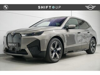 BMW iX xDrive40 Skylounge | Harman Kardon | Stoelventilatie