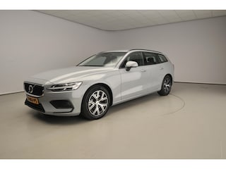 Volvo V60 2.0 B3 Essential Edition | Trekhaak | Climate Pack